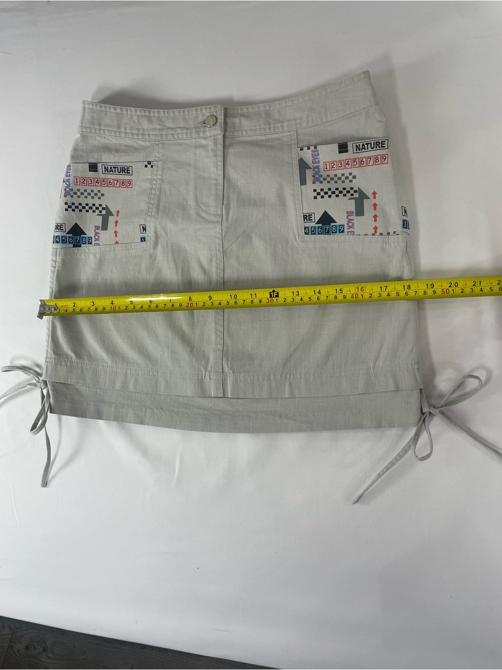 Embroidered Drawstring Mini Skirt - Light Gray - Picture 12 of 12